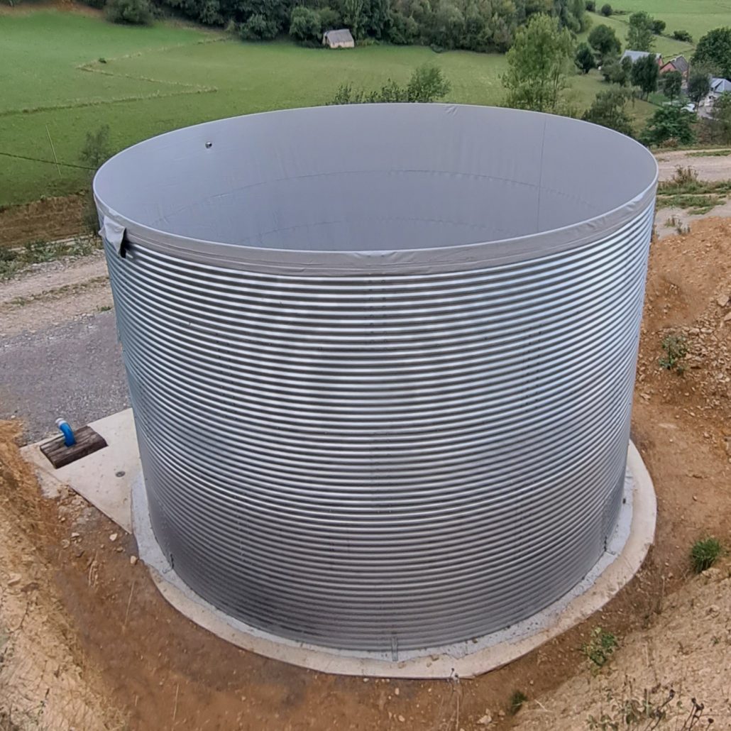 Internal liner view for galvanised steel tank