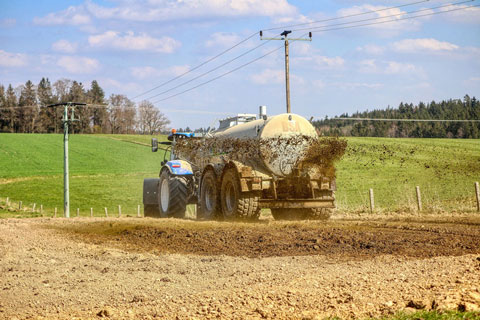 Flexible tank for effluent storage